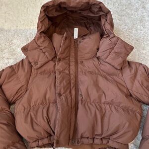 lululemon athletica super cropped brown puffer jacket